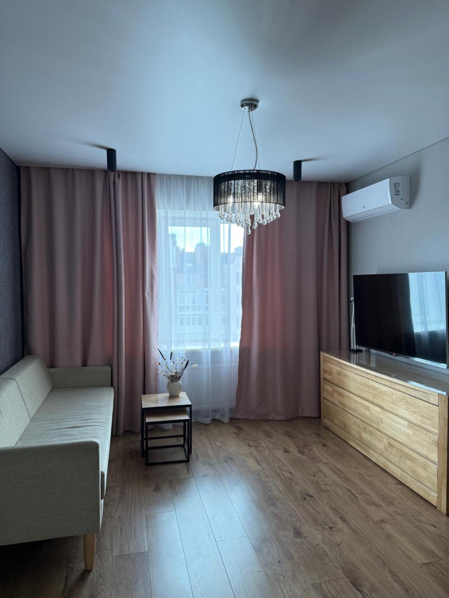 Однокімнатна Квартира Umanʼ Exteriér fotografie